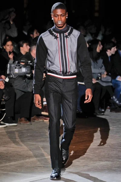 Look 21